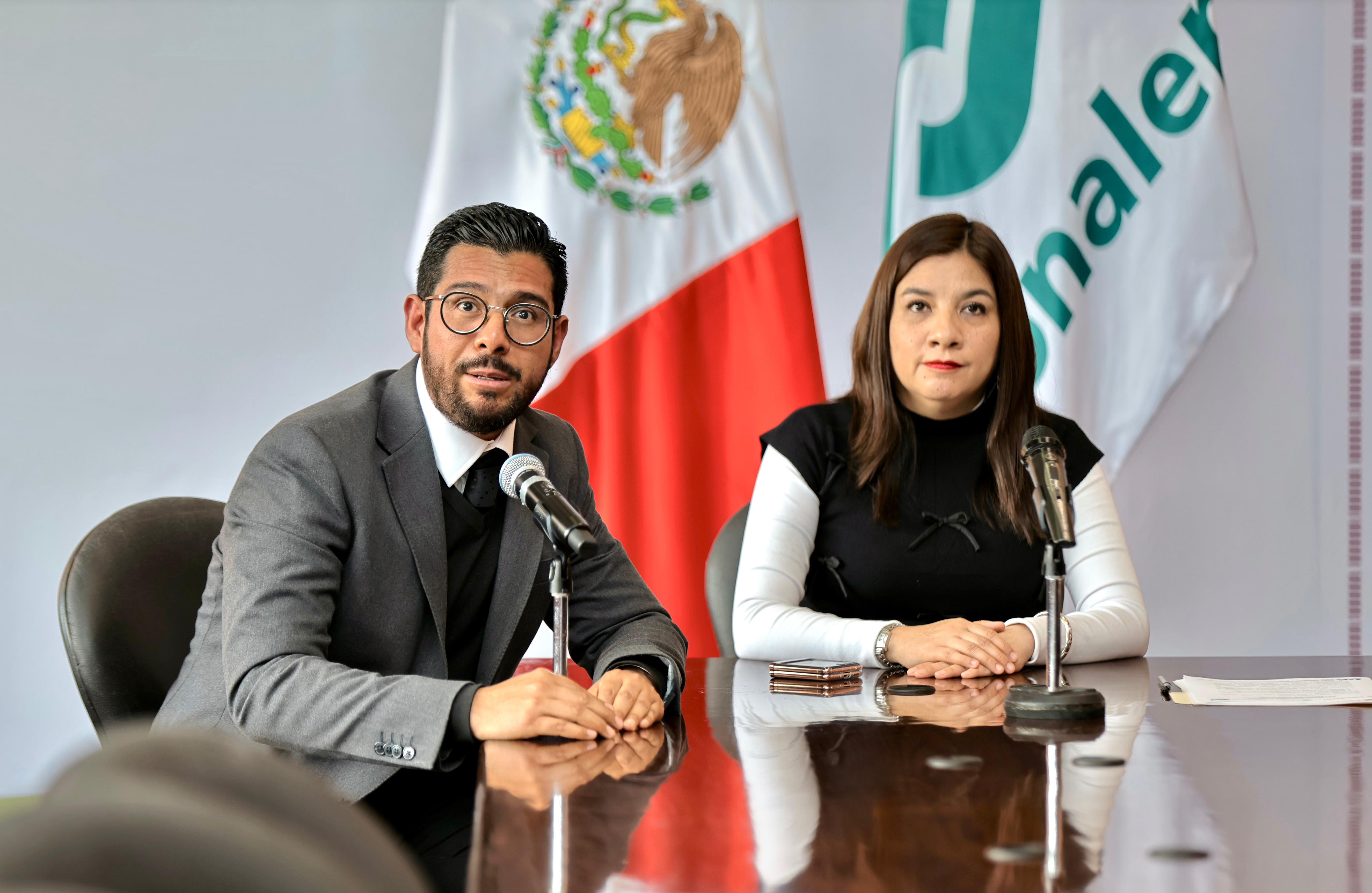 JESUS Y PENÉLOPE
