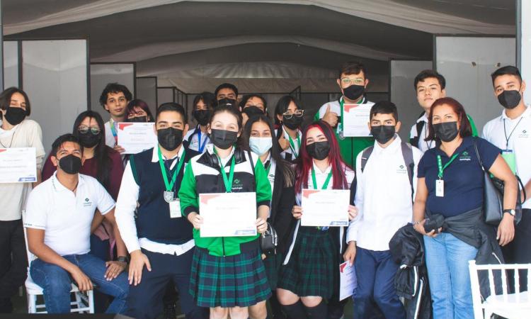 Estudiantes del CONALEP se destacan en concurso de Ciencia y Tecnología