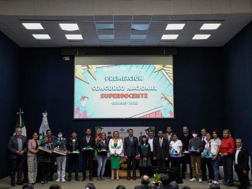 Concurso Nacional SuperDocentes 2022
