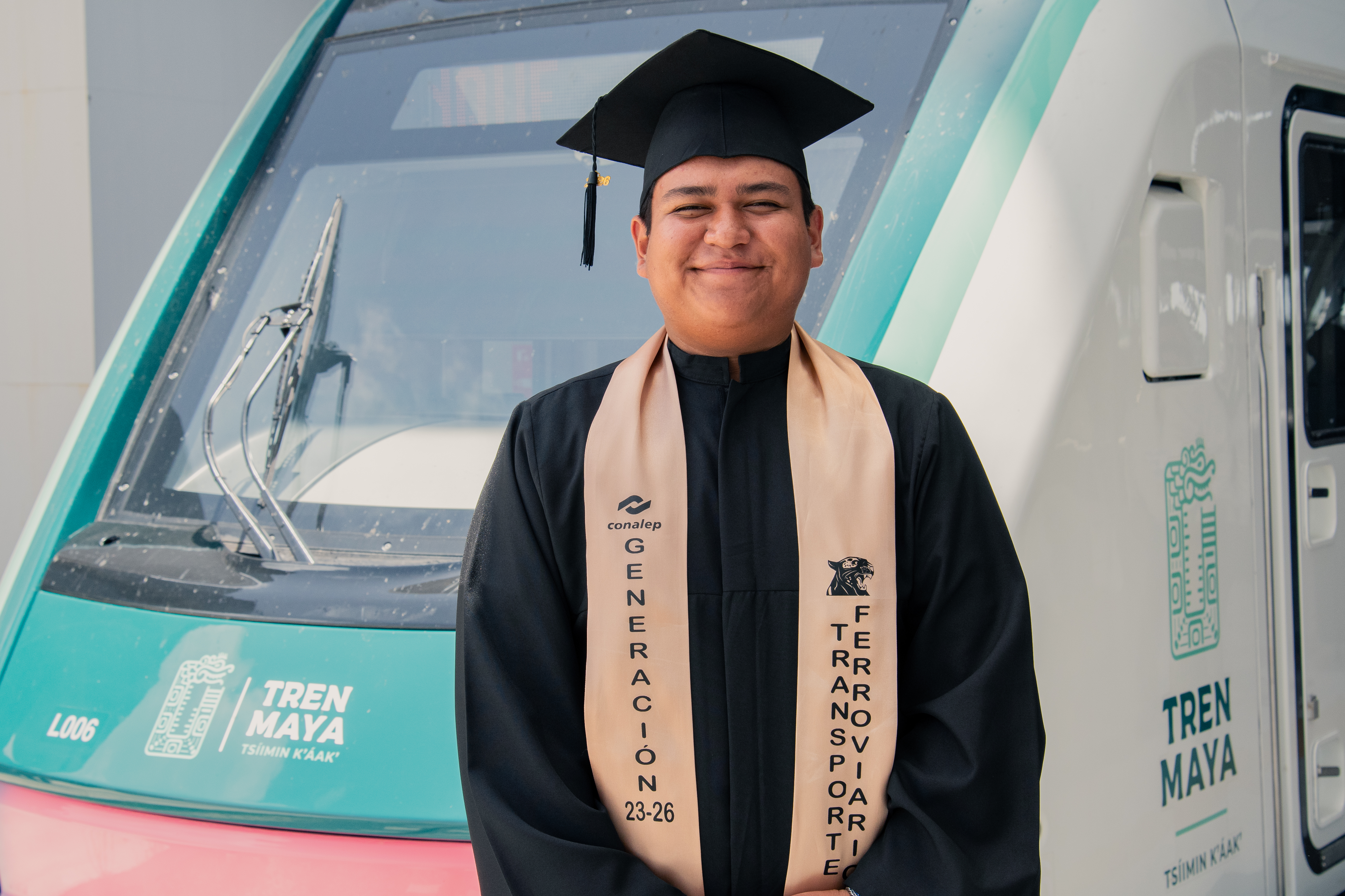 GRADUADO TREN MAYA
