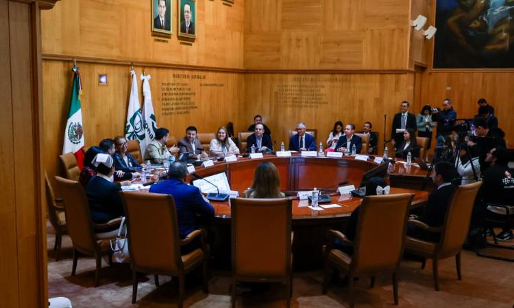 FOTO 1 FIRMA CONVENIO IMSS 2025