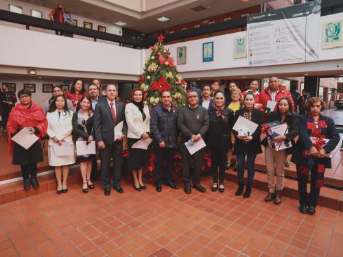 CONALEP reconoce la labor de su personal por sus años de servicio a la institución.