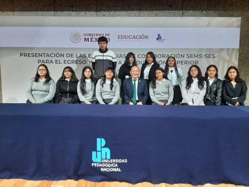 A través del Nuevo Marco Curricular Común, se busca contribuir a mejorar la calidad educativa de los jóvenes del país.