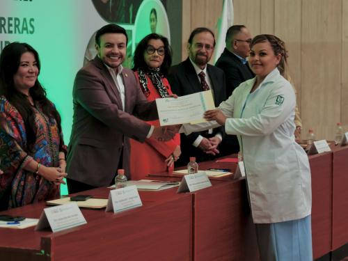 FOTO  CONALEP ENTREGA CERTIFICADOS AL IMSS